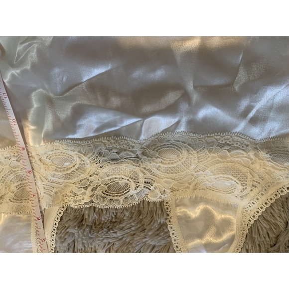 Vintage Unmentionable Off White With Lace Camisole Sz M - Picture 9 of 10